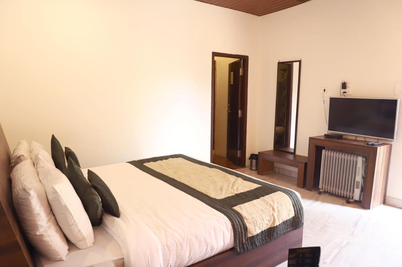 Skywood Resort Shoghi Shogi Εξωτερικό φωτογραφία