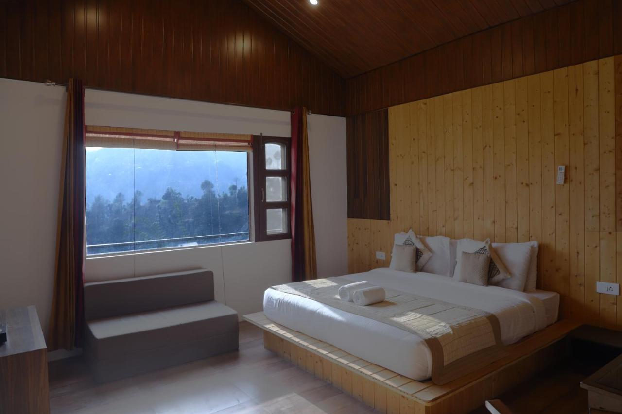 Skywood Resort Shoghi Shogi Εξωτερικό φωτογραφία