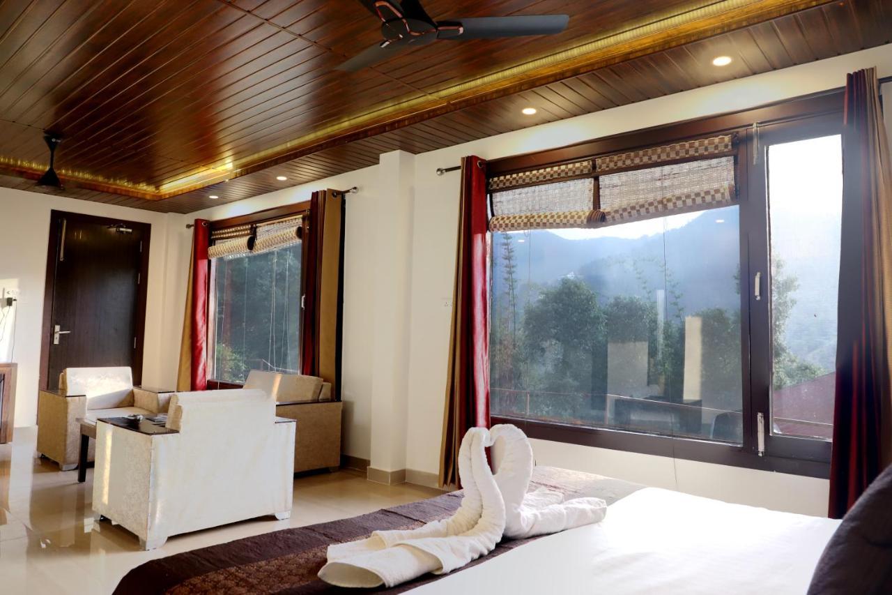 Skywood Resort Shoghi Shogi Εξωτερικό φωτογραφία