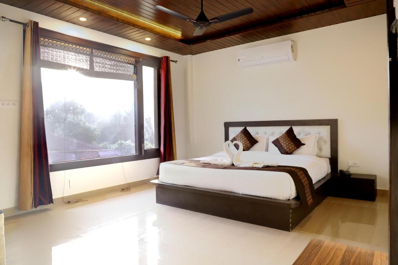 Skywood Resort Shoghi Shogi Εξωτερικό φωτογραφία