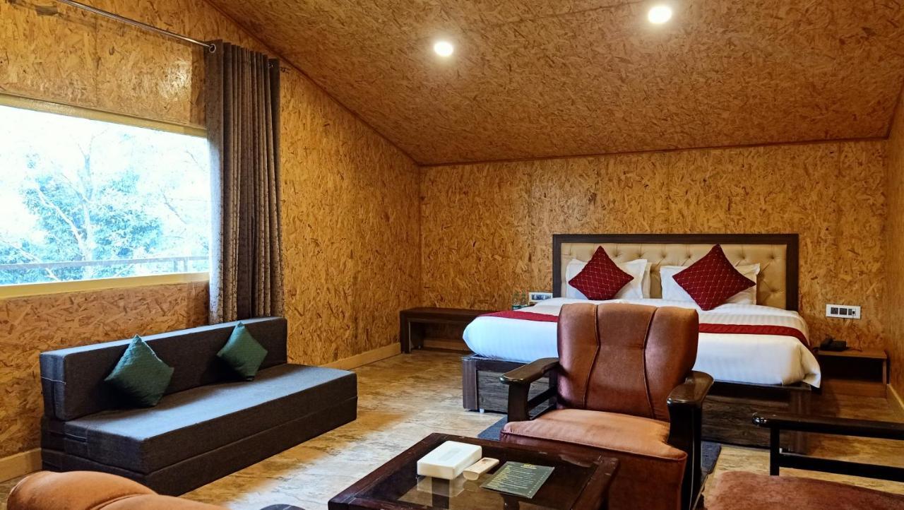 Skywood Resort Shoghi Shogi Εξωτερικό φωτογραφία