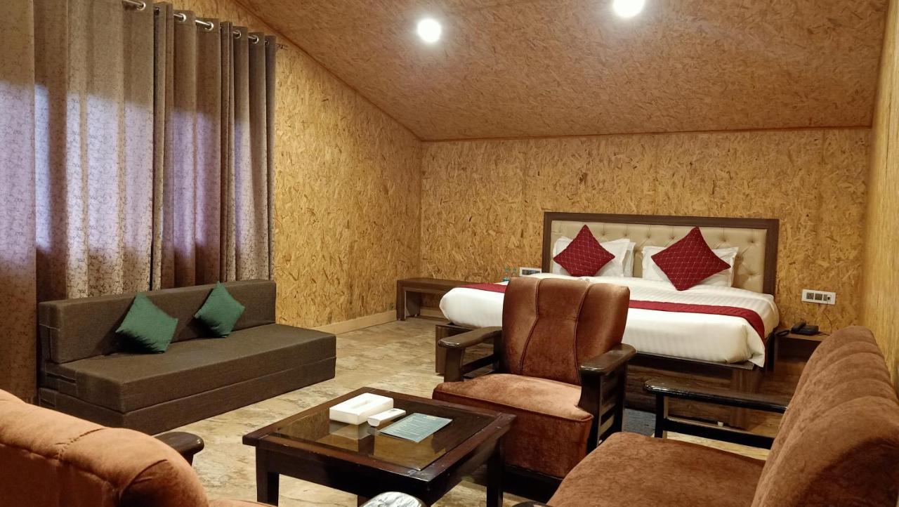 Skywood Resort Shoghi Shogi Εξωτερικό φωτογραφία